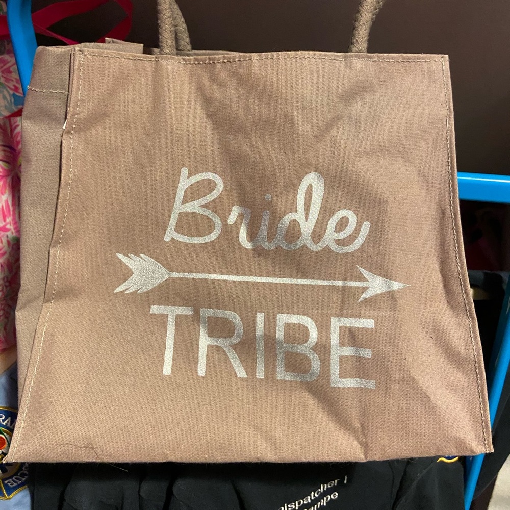 Bride Tribe arrow bag